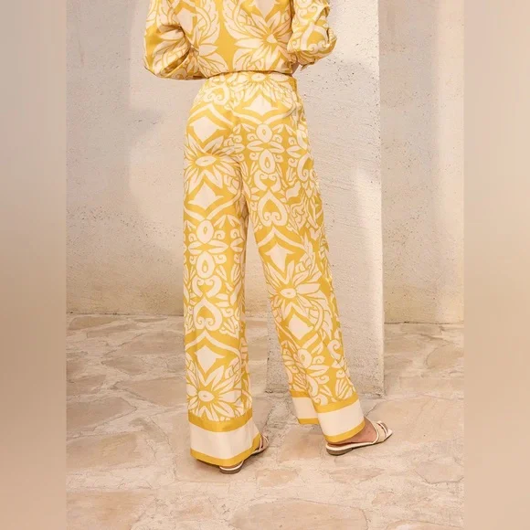 Commense Patterned Mid-Waisted Wide-Leg Pants - Picture 5 of 11